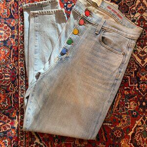 Alice + Olivia Light Blue Cropped Jeans with Multicolor Buttons